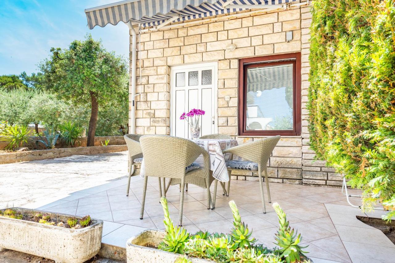 Apartmani Tatjana Novalja Extérieur photo
