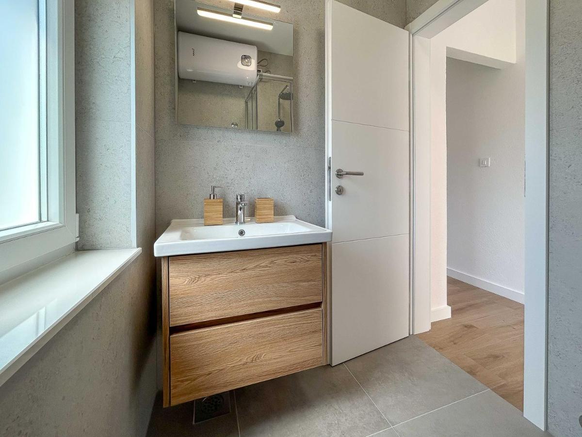 Apartmani Tatjana Novalja Extérieur photo