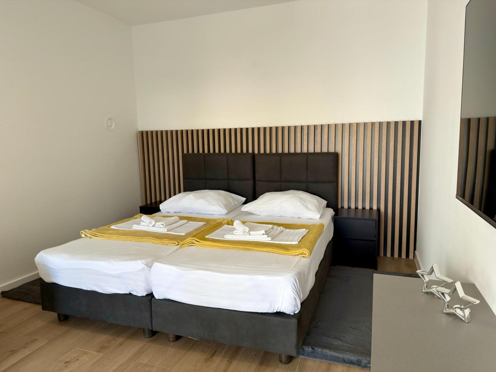 Apartmani Tatjana Novalja Extérieur photo