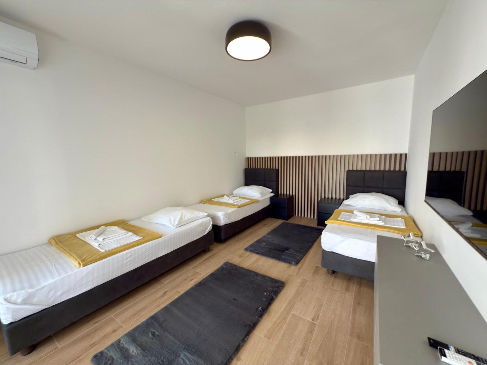 Apartmani Tatjana Novalja Extérieur photo