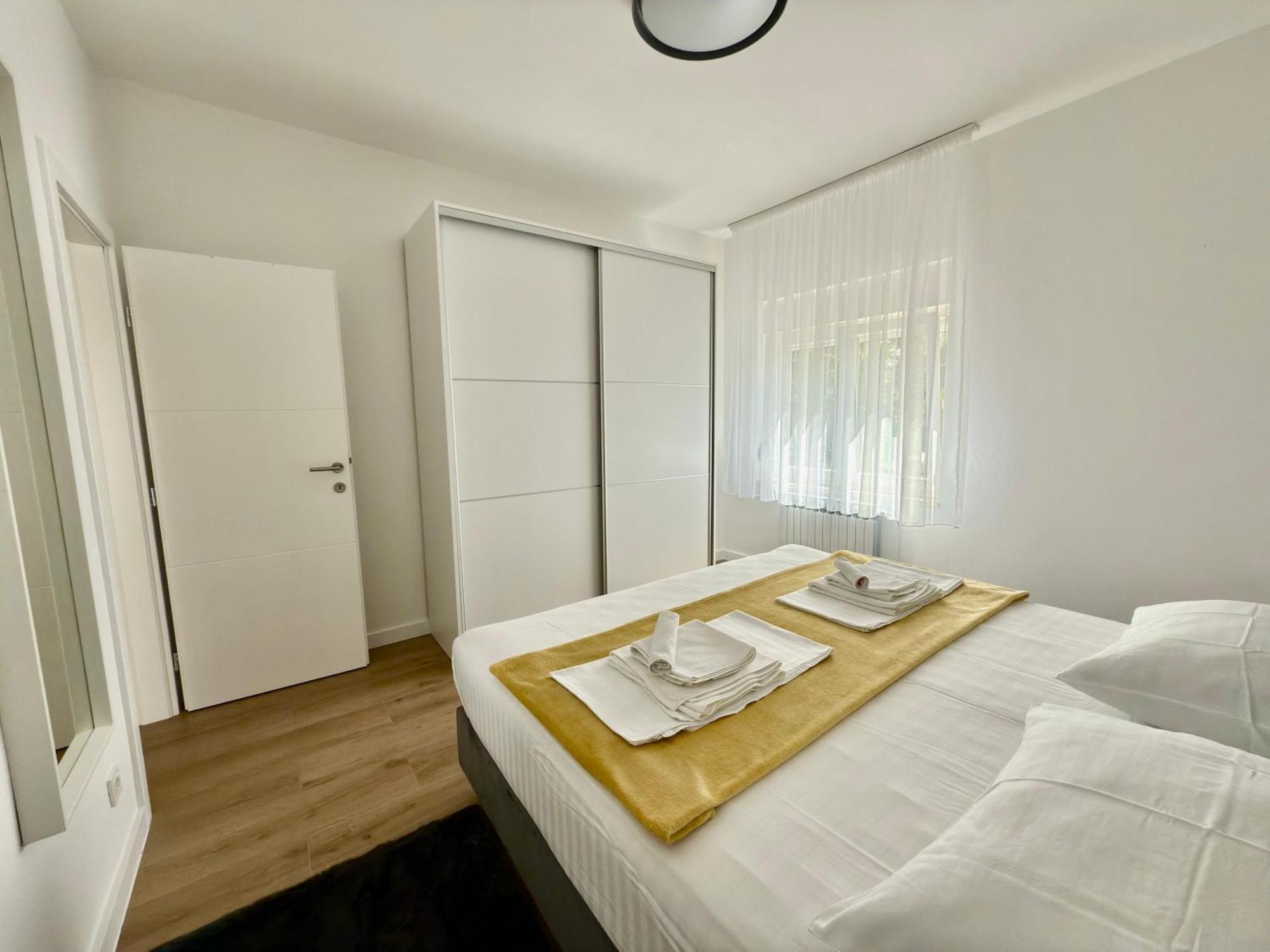 Apartmani Tatjana Novalja Extérieur photo